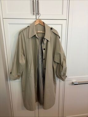 NWOT Pêche Mova Trench Coat
